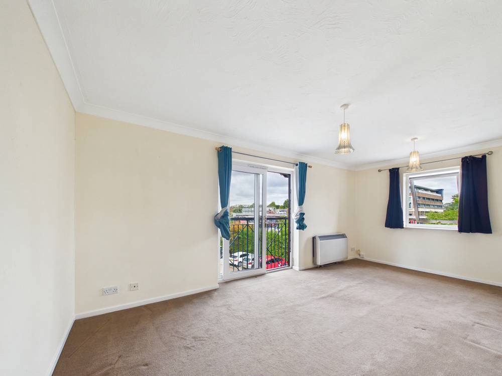 Flat Claremont Heights in Colchester