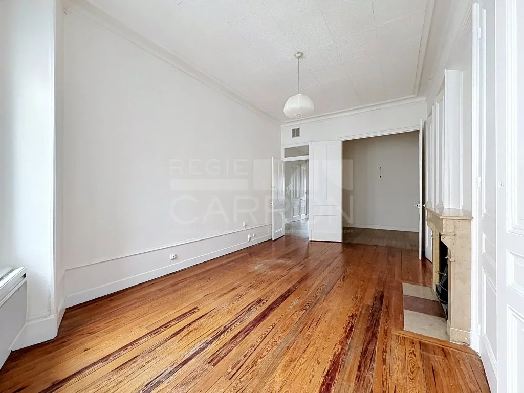 Appartement Avenue des Frères Lumière à Lyon