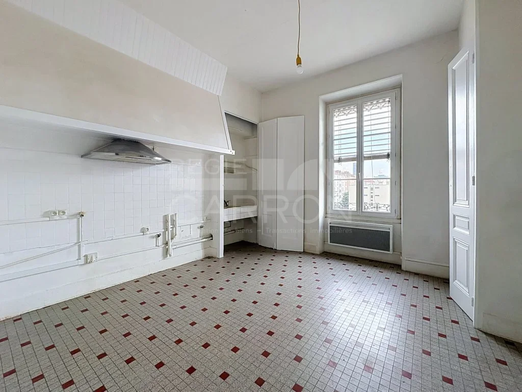 Appartement Avenue des Frères Lumière à Lyon