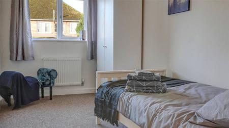 Flat Haydon Road in South Oxfordshire