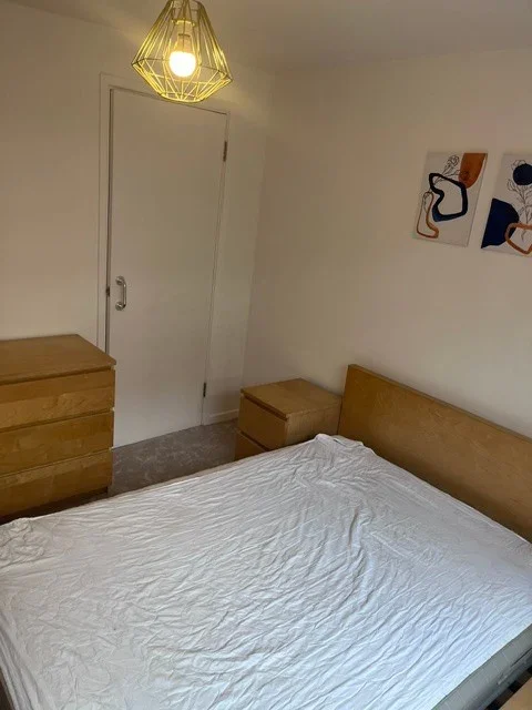 Flat Cremer Street in Greater London