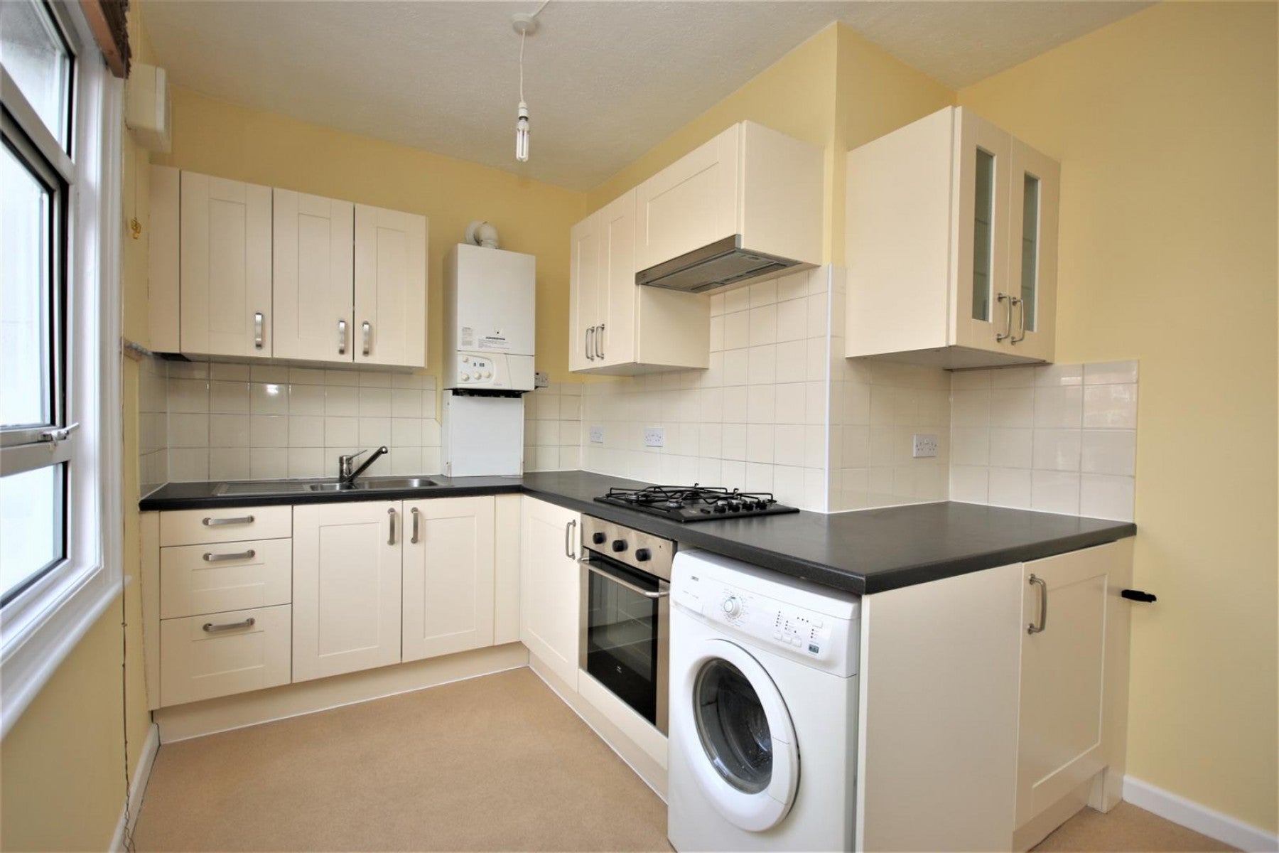 Flat Southgate Road in Greater London