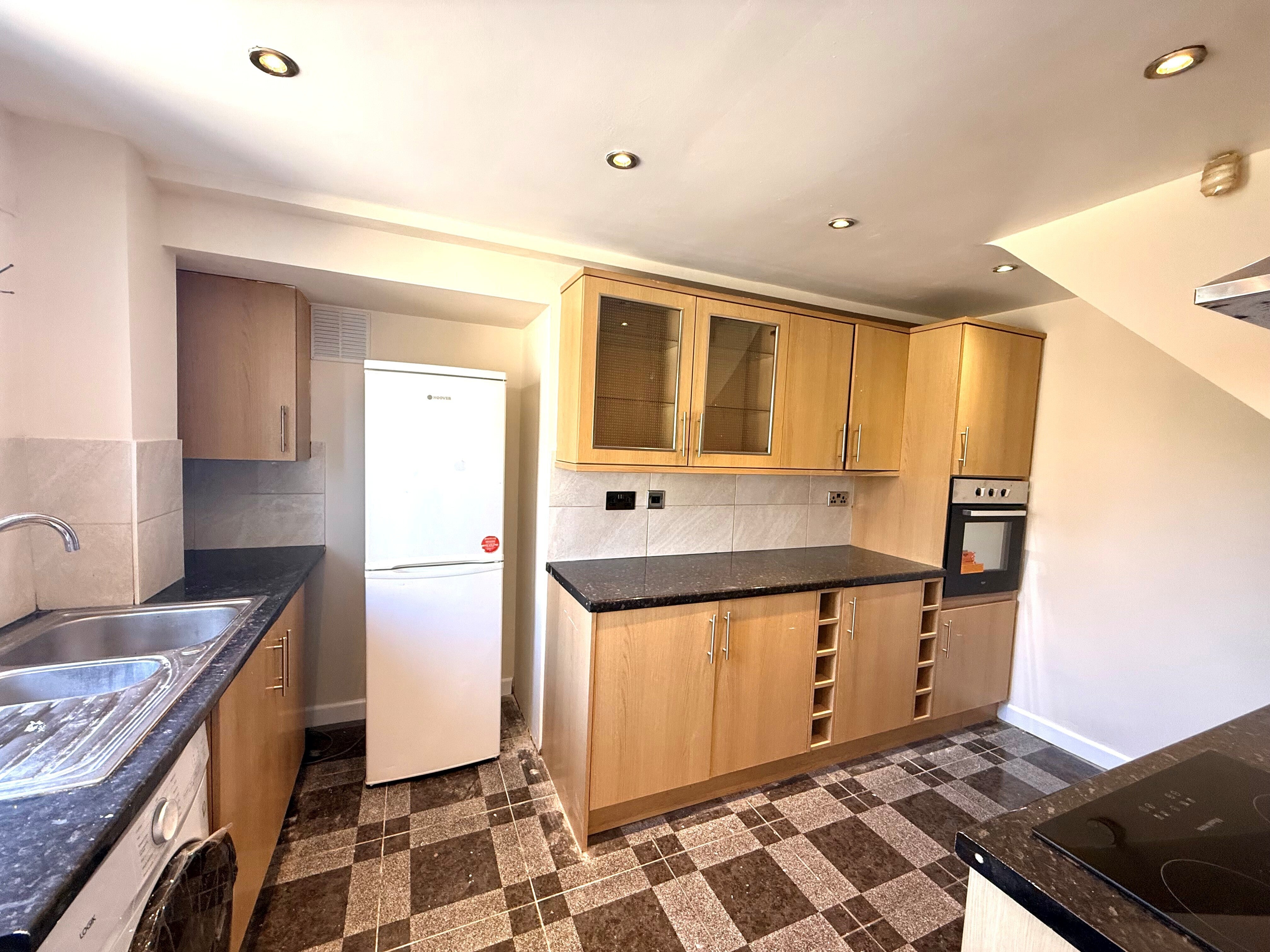 Flat Plantation Drive in Greater London
