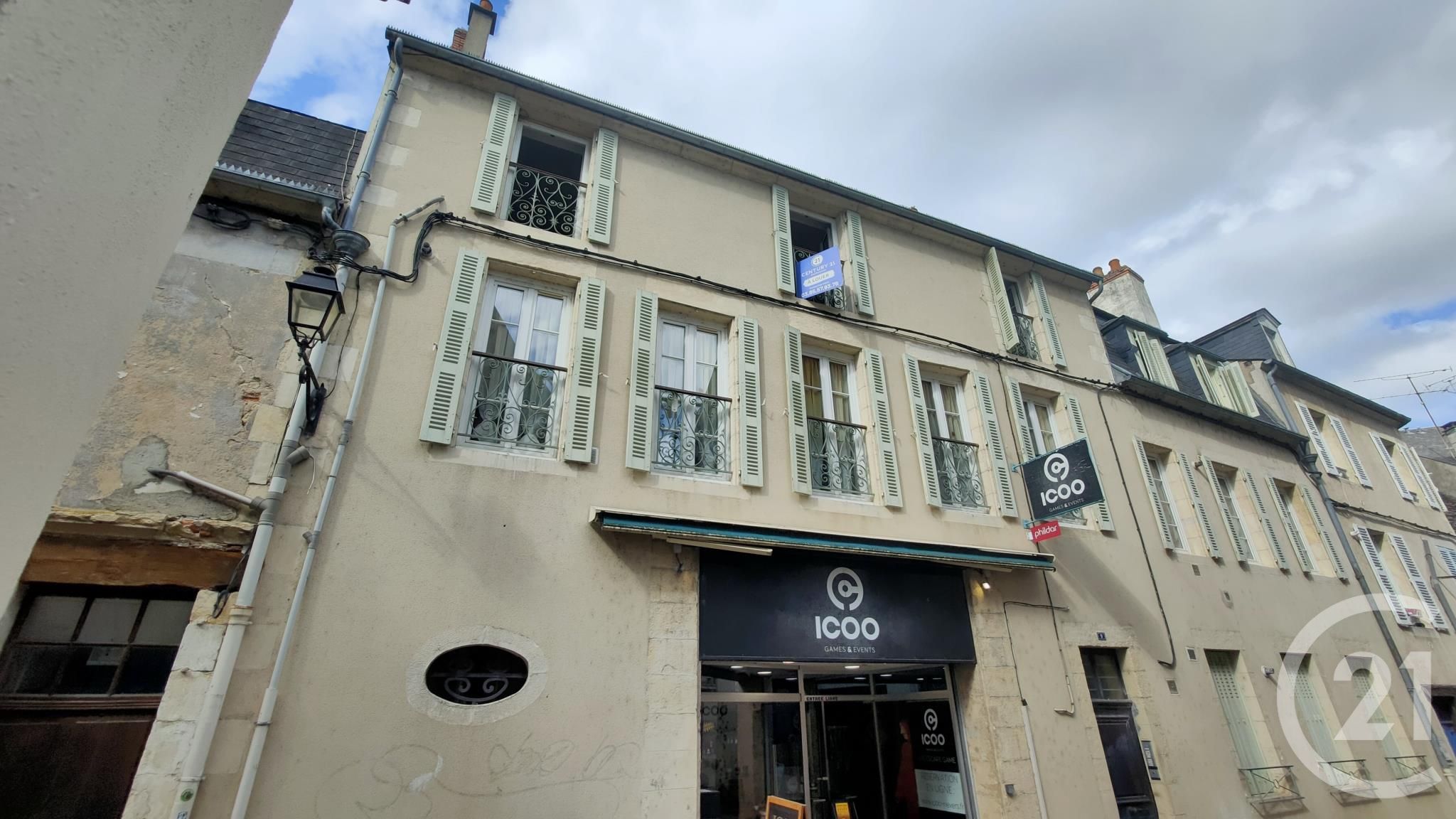 Appartement Rue Du Pressoir à Châteauneuf-Val-de-Bargis