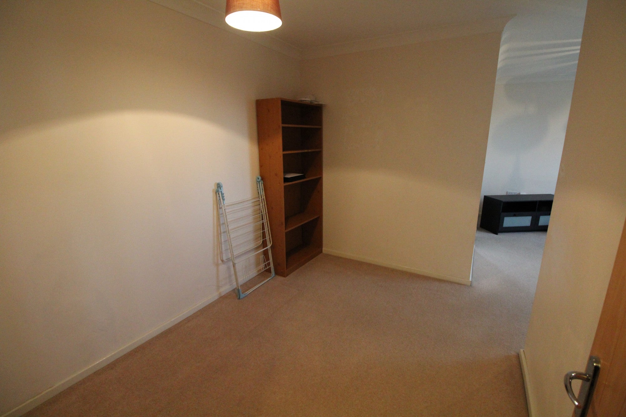 Flat Fellowes Road in Peterborough