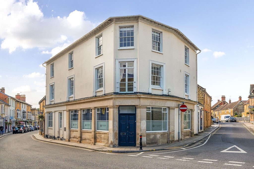 Flat Fore Street in Castle Cary