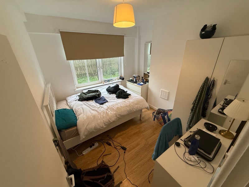 Room Tanner Street in Greater London