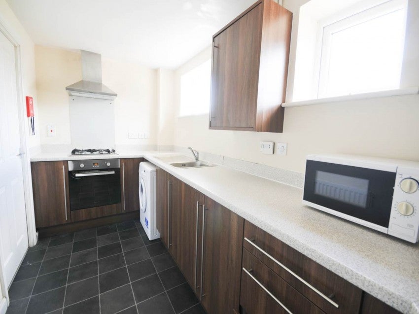 Flat Aviation Avenue in Welwyn Hatfield