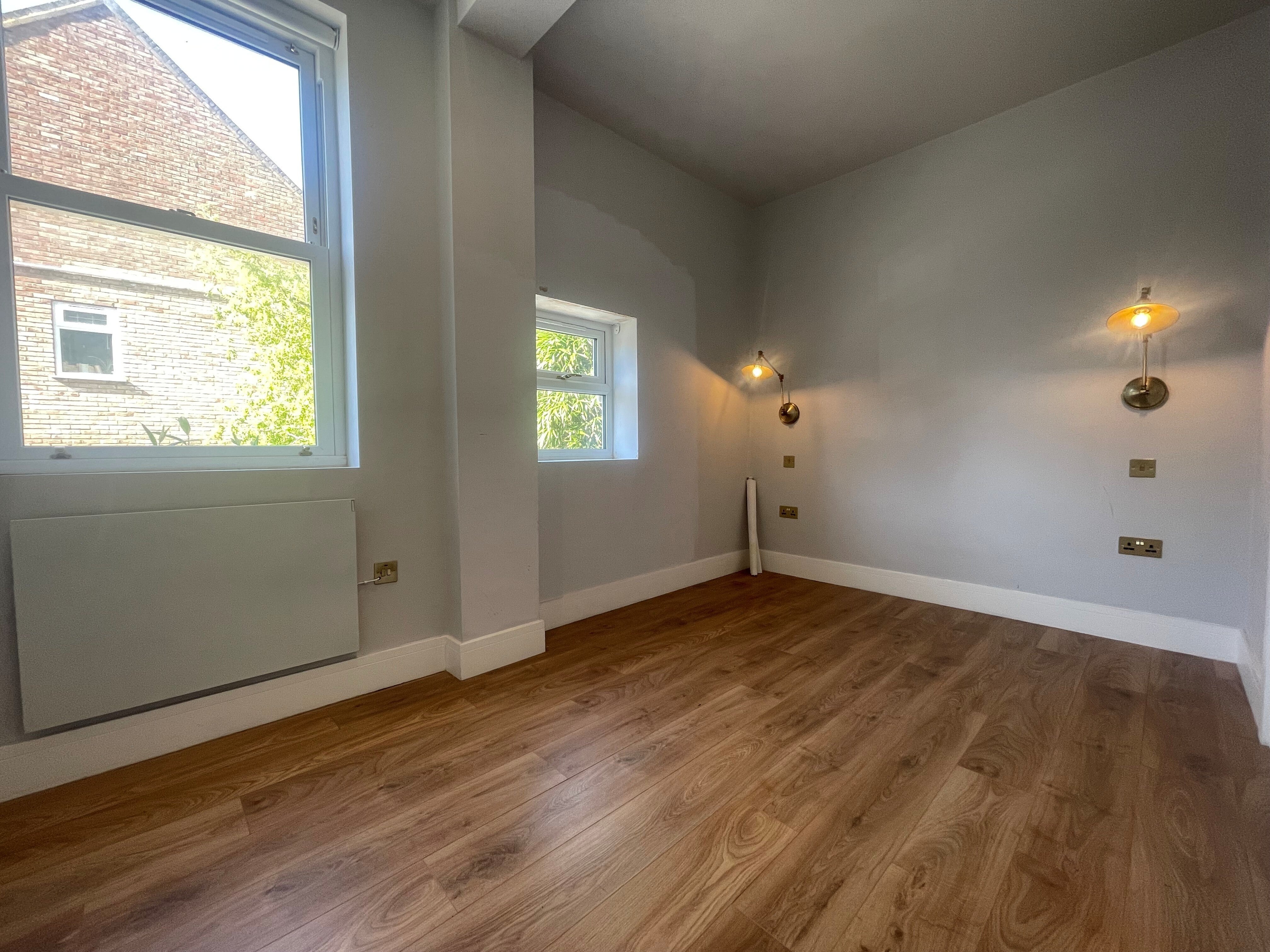 Flat Carlton Avenue in Thanet
