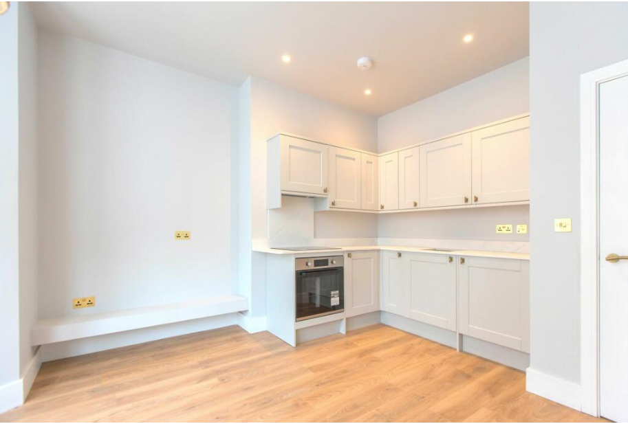 Flat Carlton Avenue in Thanet