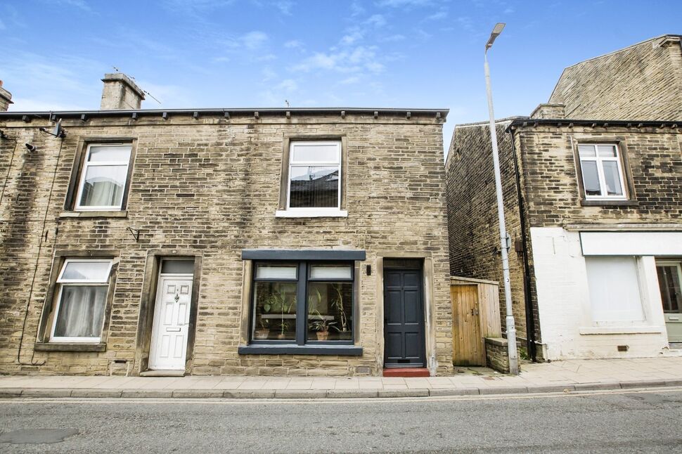 Flat New Road in Calderdale