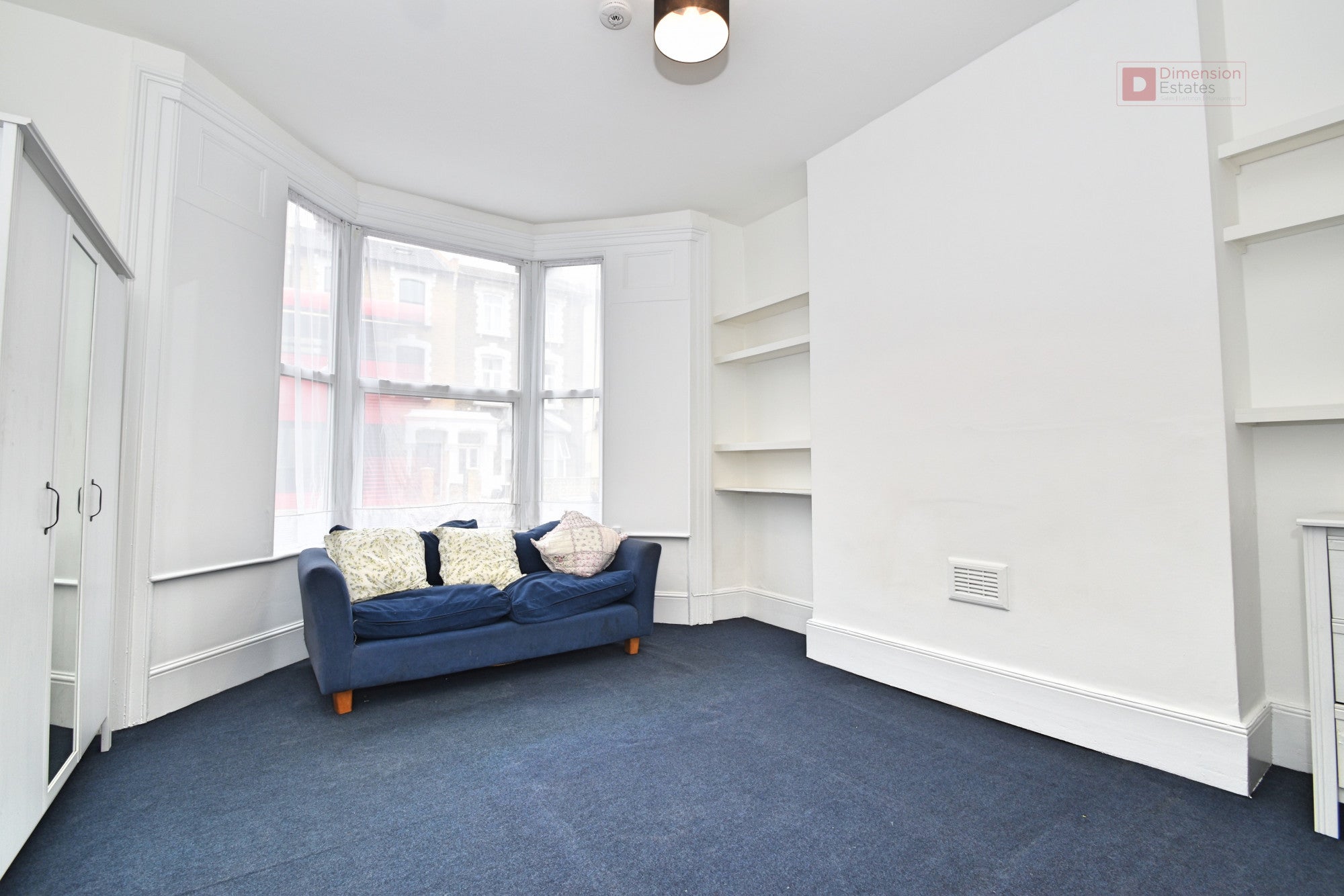 Flat Graham Road in Greater London