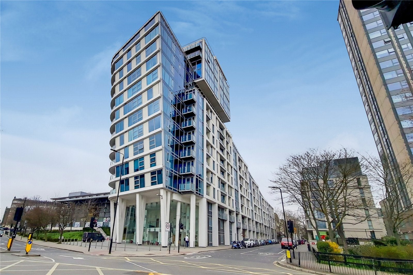 Flat Winchester Mews in Greater London