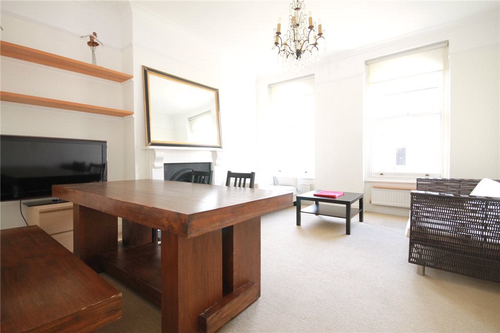 Flat Windsor Road in Greater London
