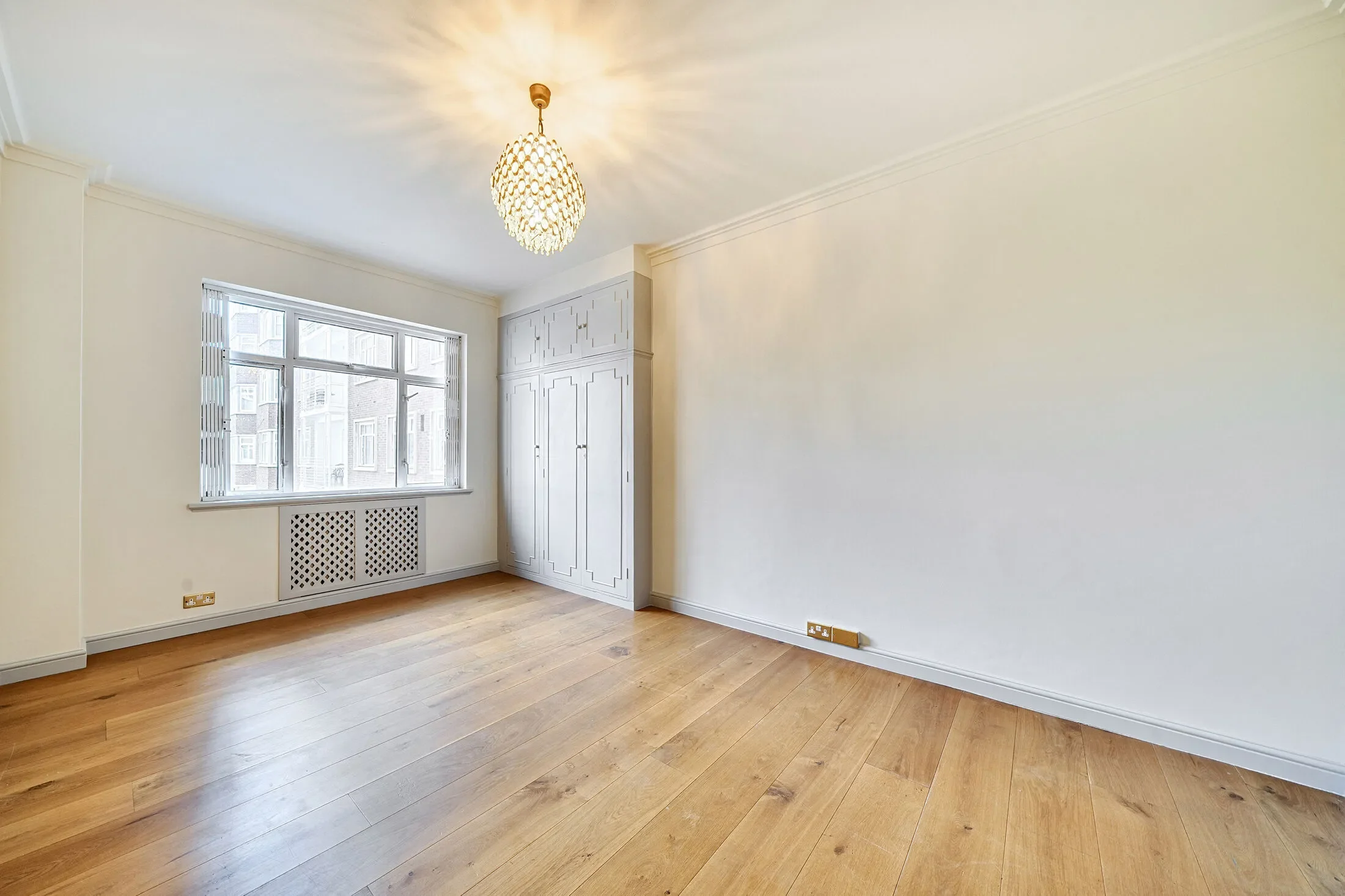 Flat Knightsbridge in City of Westminster