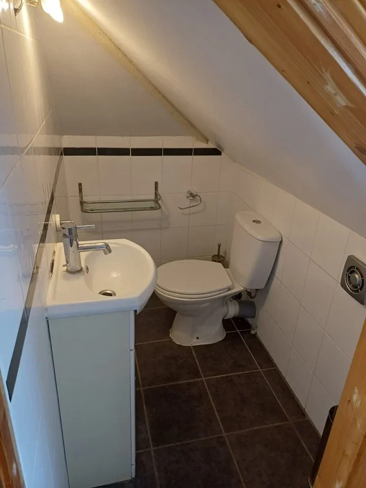 Room The Vale in Greater London