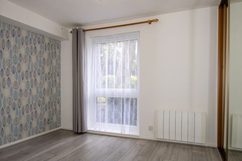 Flat Chichester Road in Greater London