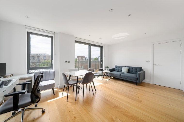 Flat Rushworth Street in Greater London