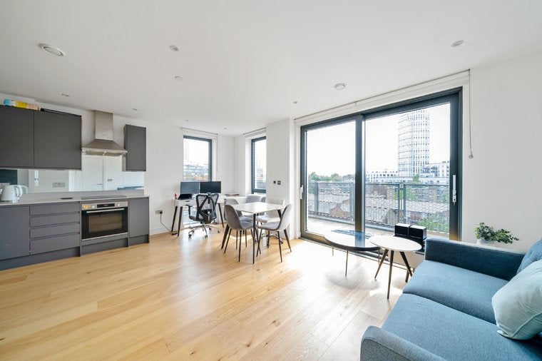 Flat Rushworth Street in Greater London