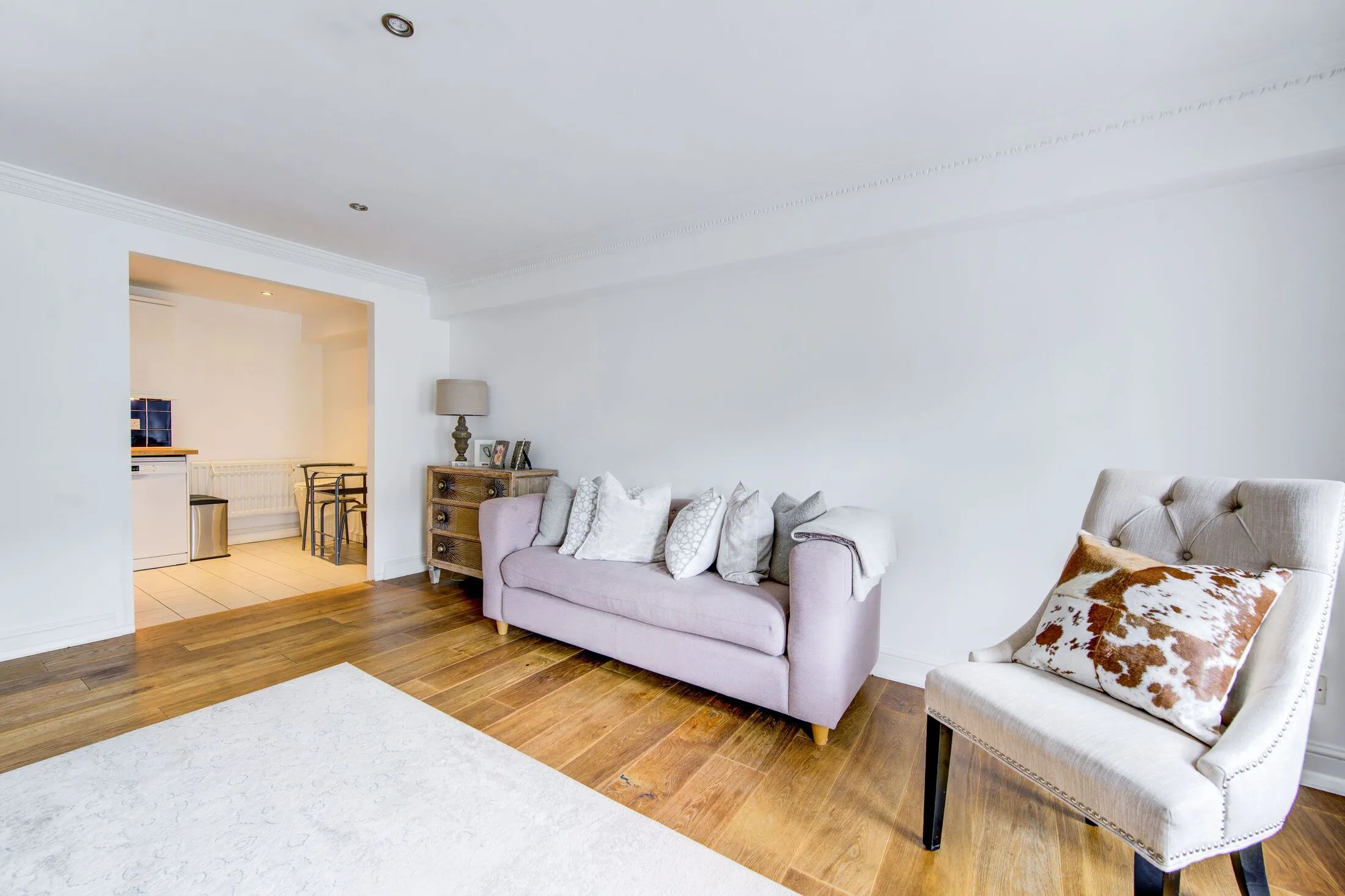 Flat Kenway Road in Greater London
