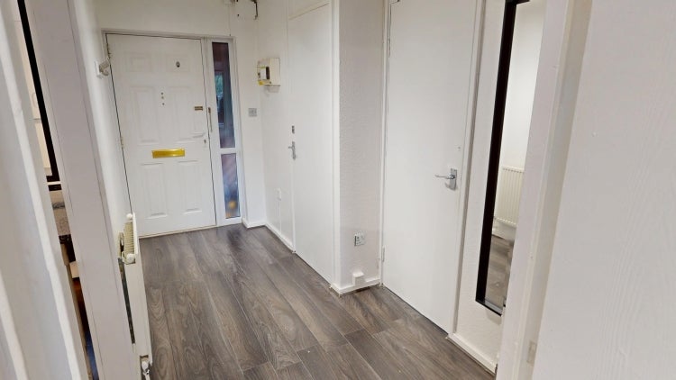 Flat Dundas Close in Nottingham
