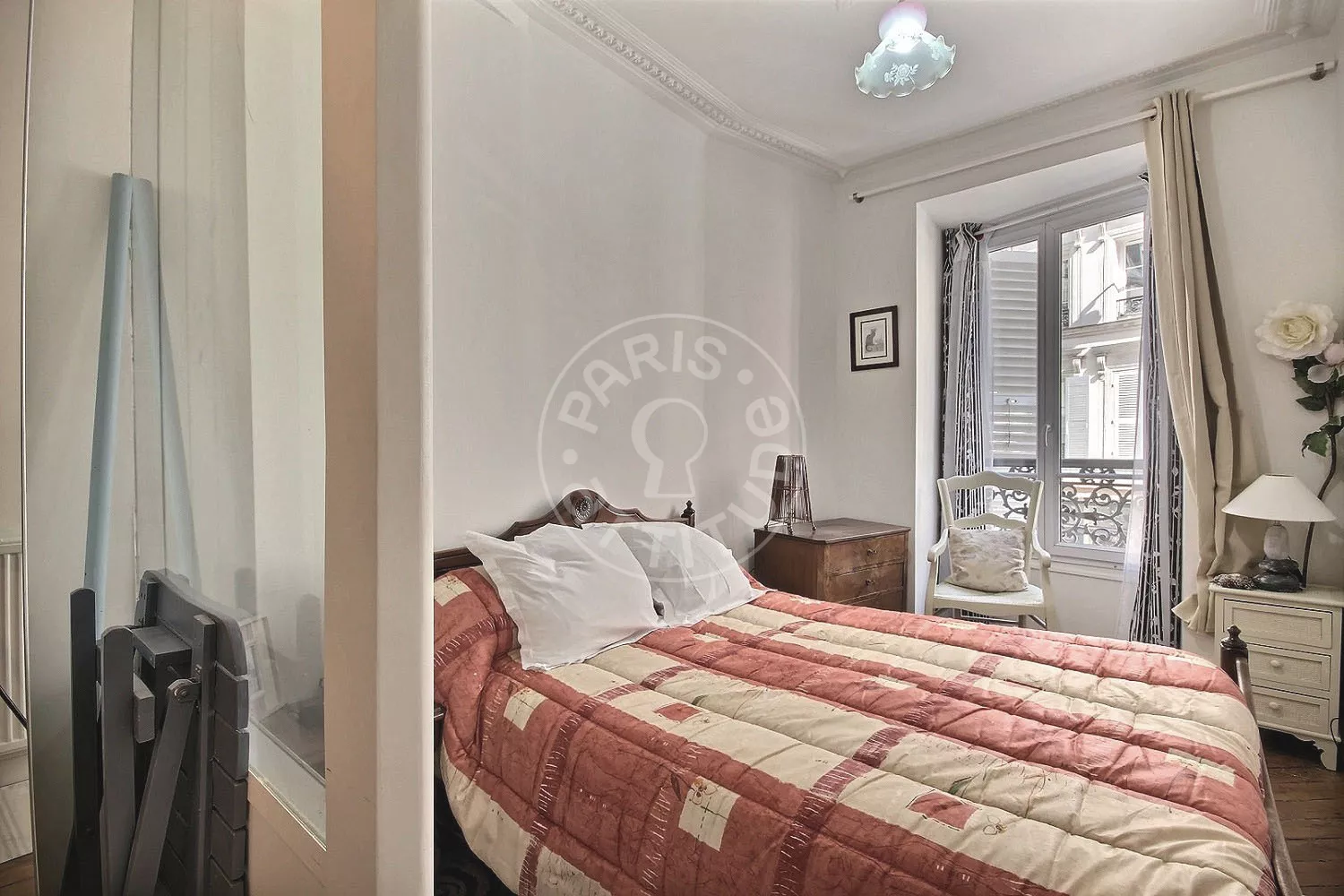 Appartement Rue de Douai à Paris