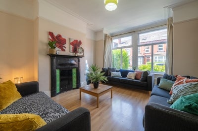 House Headingley Avenue in Leeds