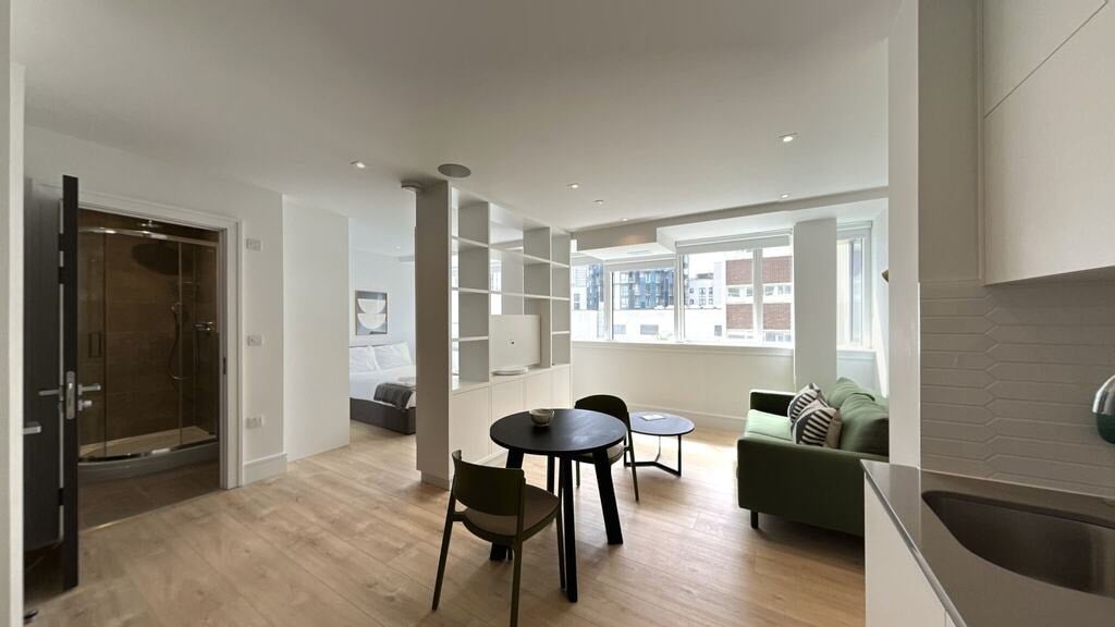 Flat Humphry Repton Lane in Greater London