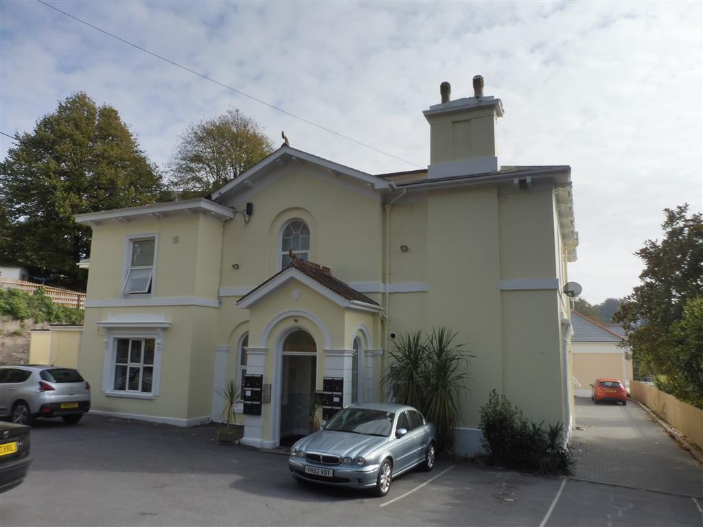 Flat Middle Warberry Road in Torquay