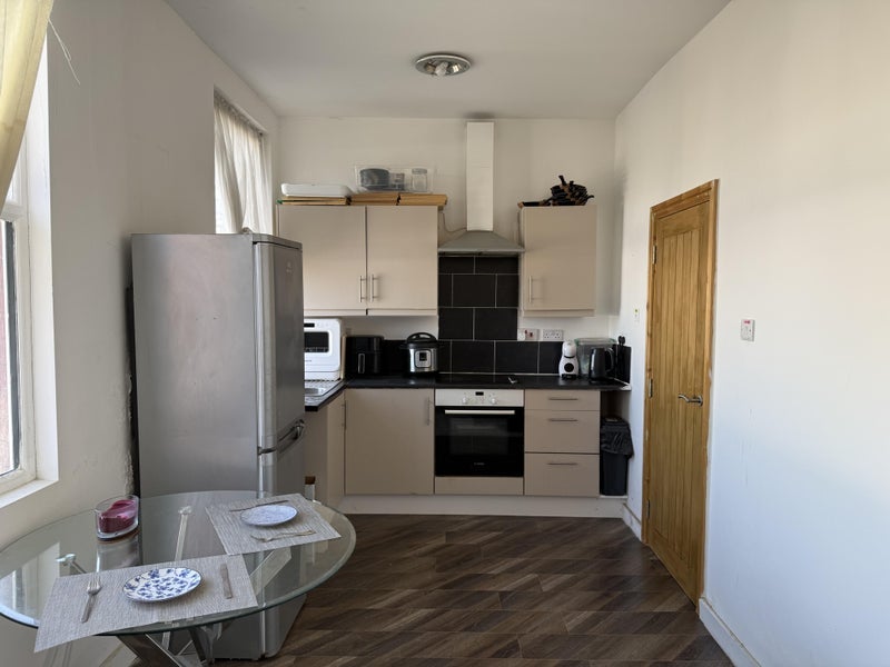 Room Blackfriars Road in Salford