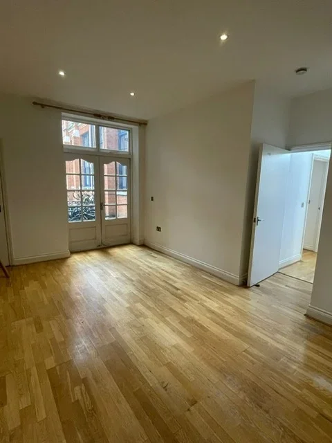 Flat Rutland Road in Greater London