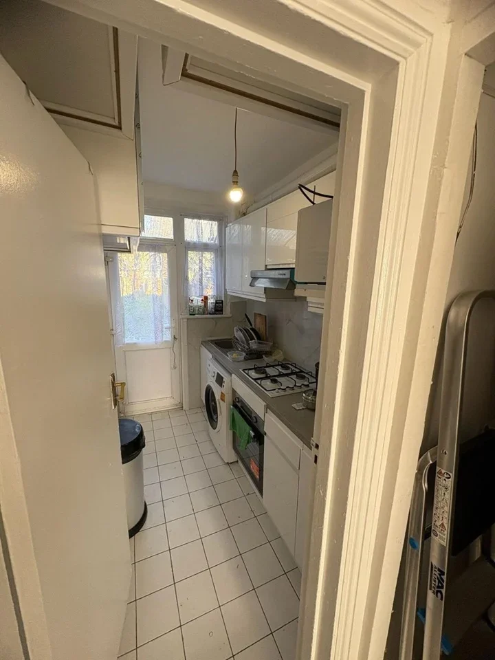 Room Kingsway in Greater London