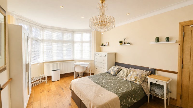 Room The Spinney in Greater London