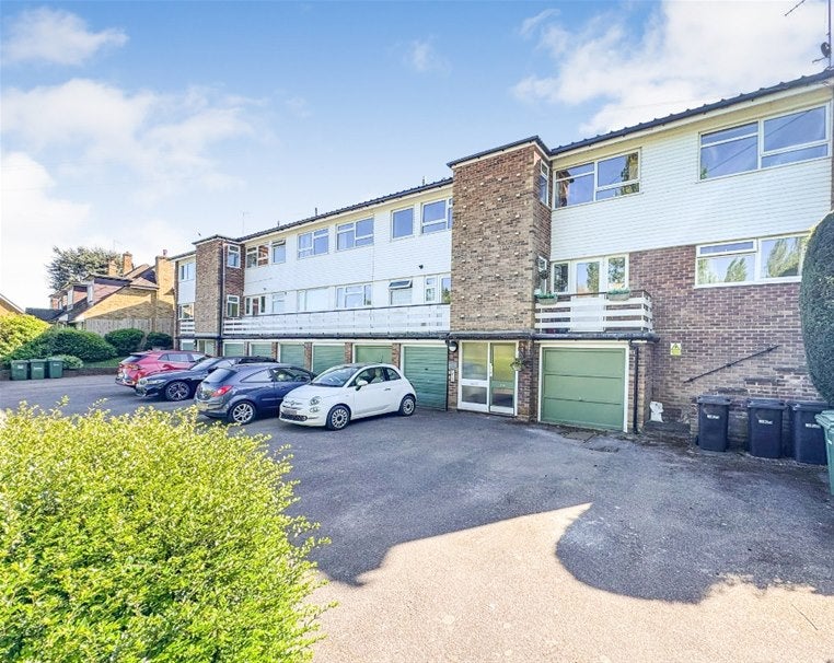 Flat Marquis Lane in St Albans