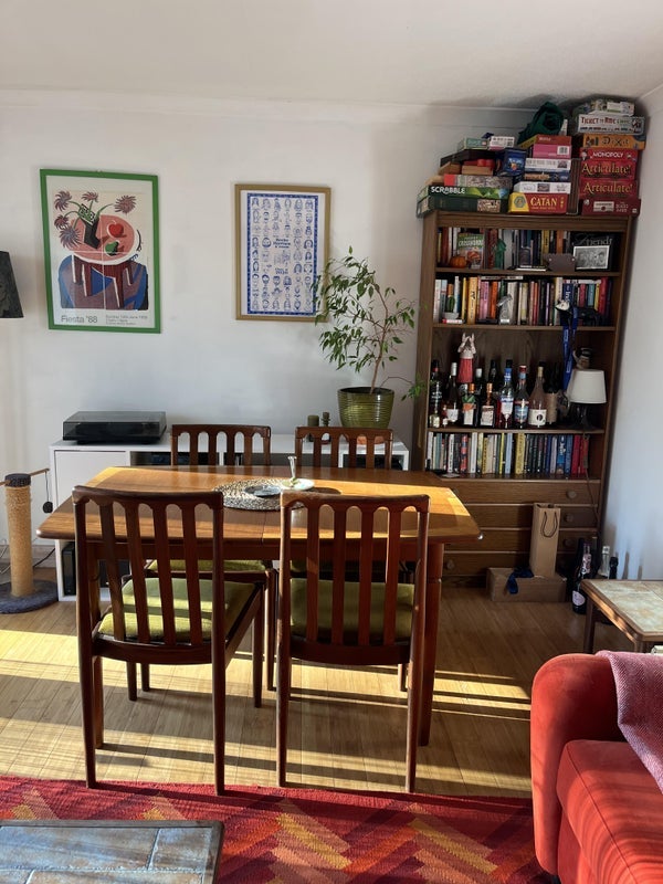 Room Whitley Road in Greater London