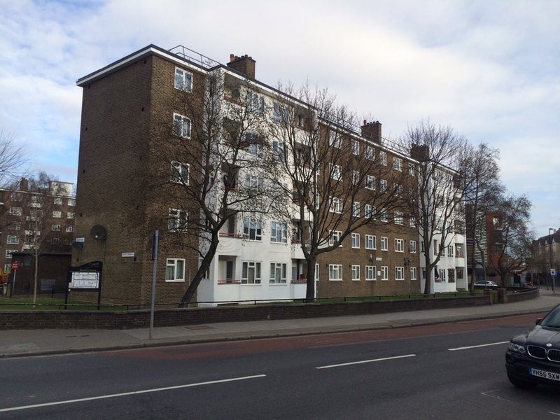 Room Coldharbour Lane in Greater London