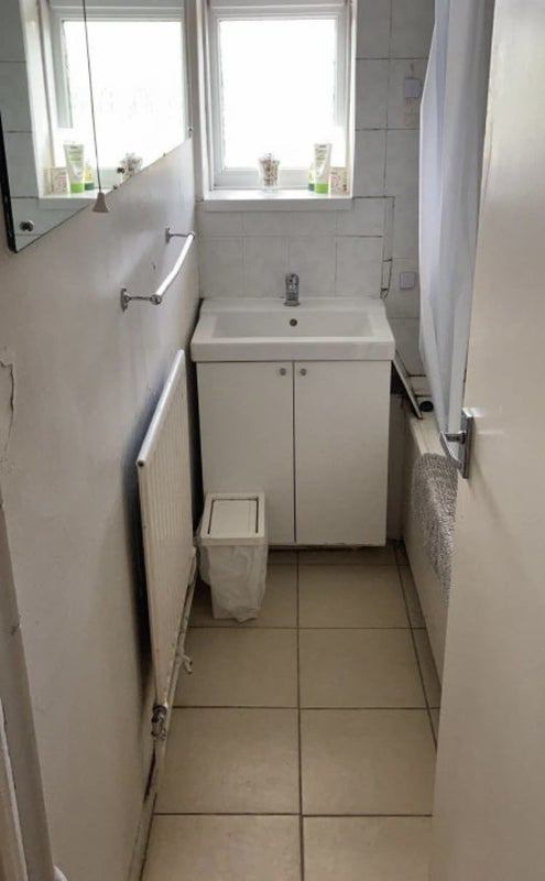 Room Coldharbour Lane in Greater London