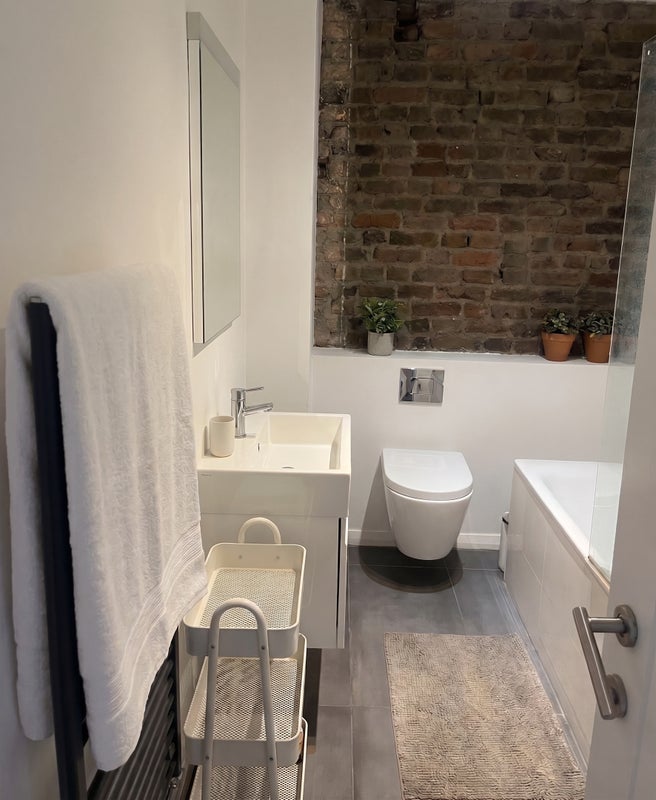 Room Oseney Crescent in Greater London