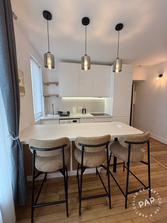 Flat Rue Duranton in Paris