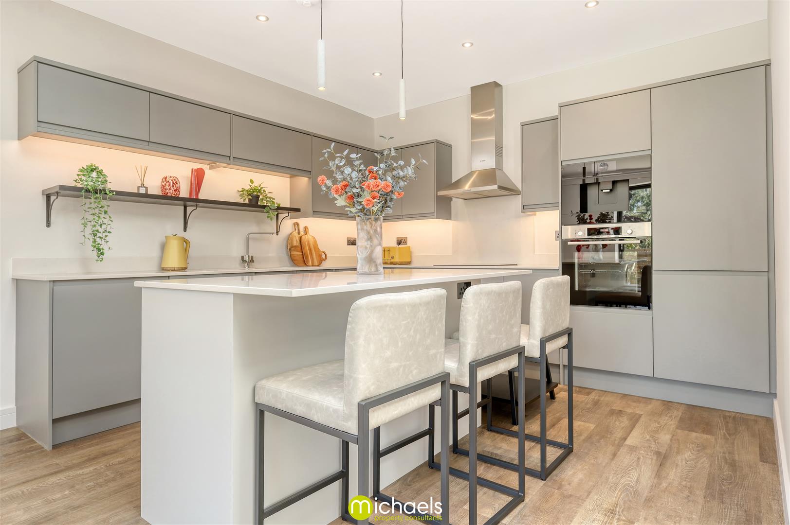 Flat Anglesea Road in Colchester