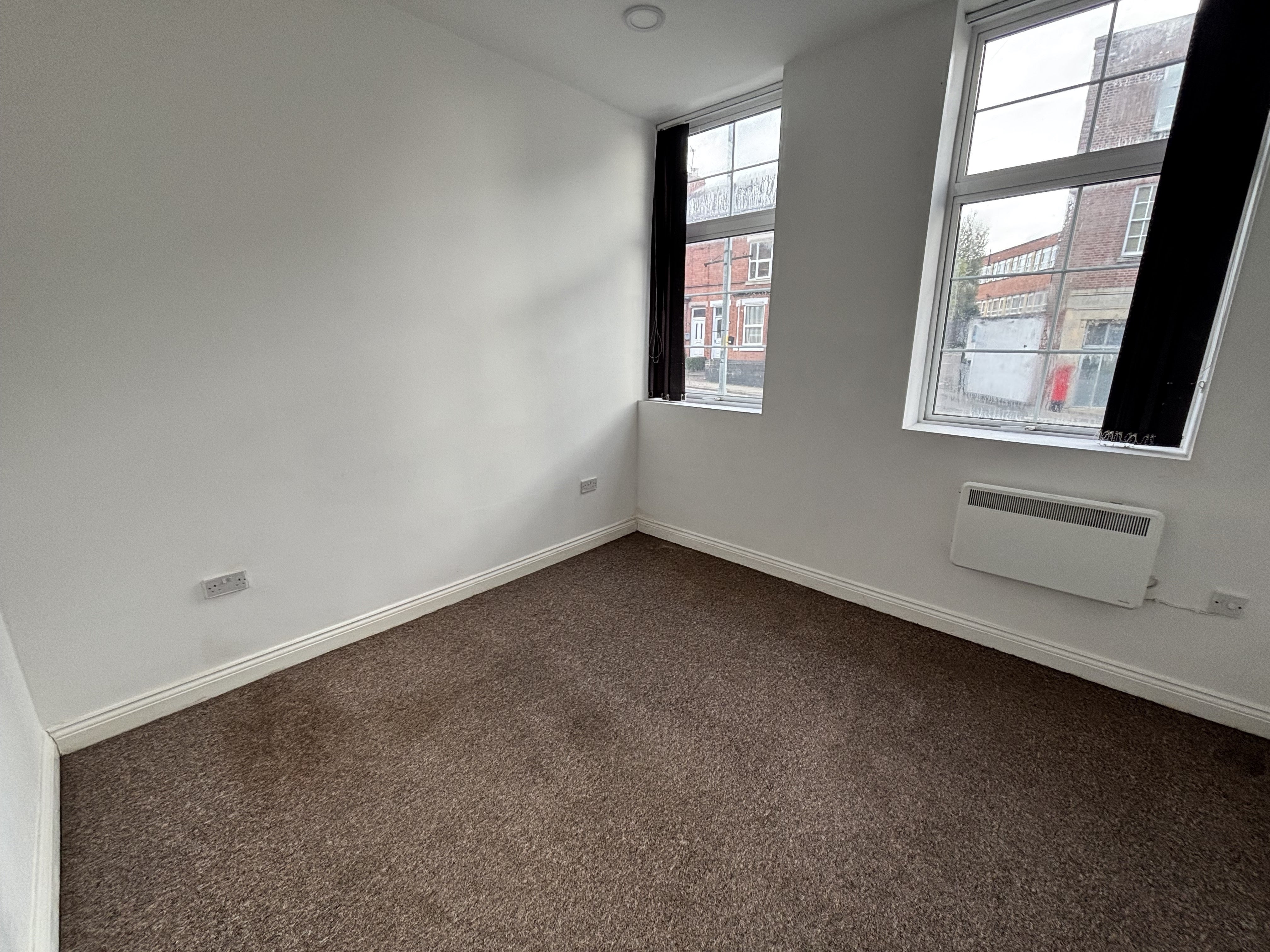 Flat Upper Bond Street in Hinckley and Bosworth
