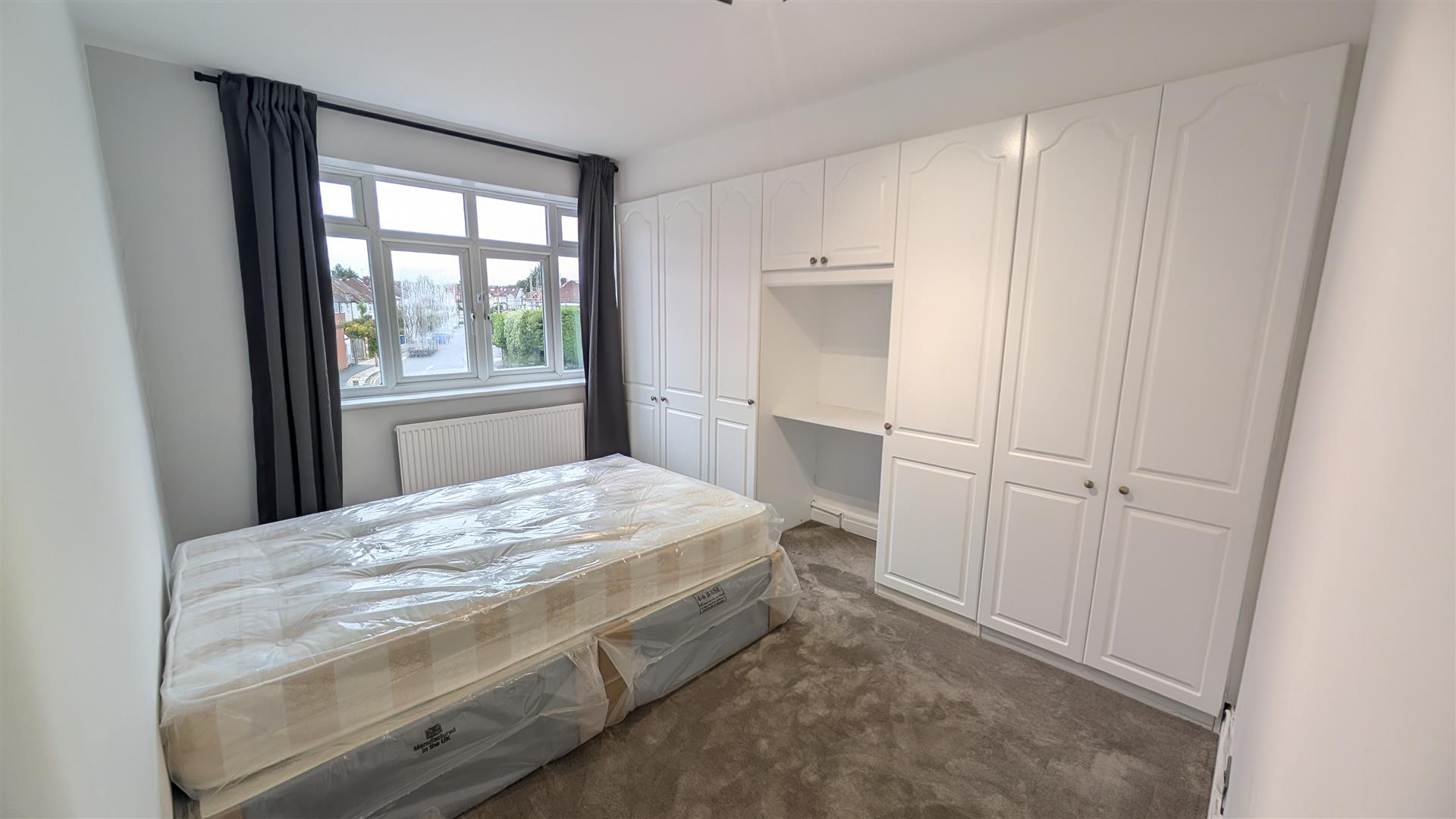Flat Glengall Road in Greater London