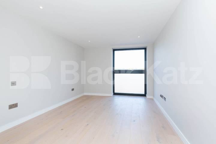 Flat Park Road in Greater London