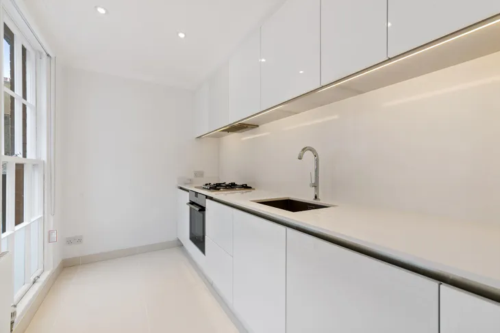 House Pavilion Road in Greater London