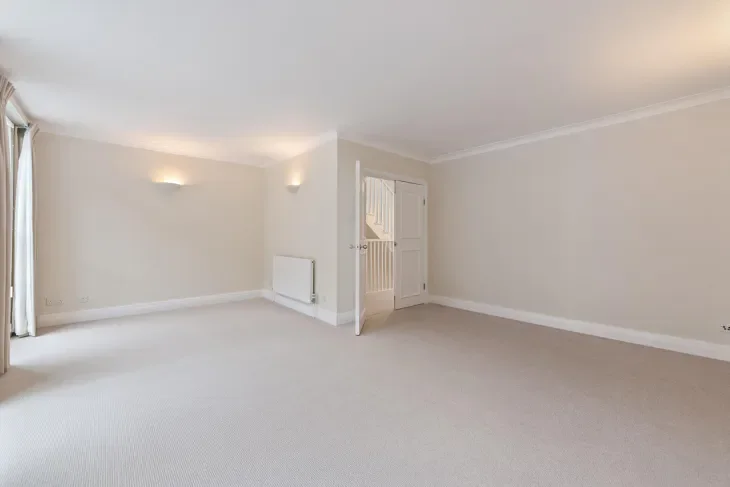 House Pavilion Road in Greater London