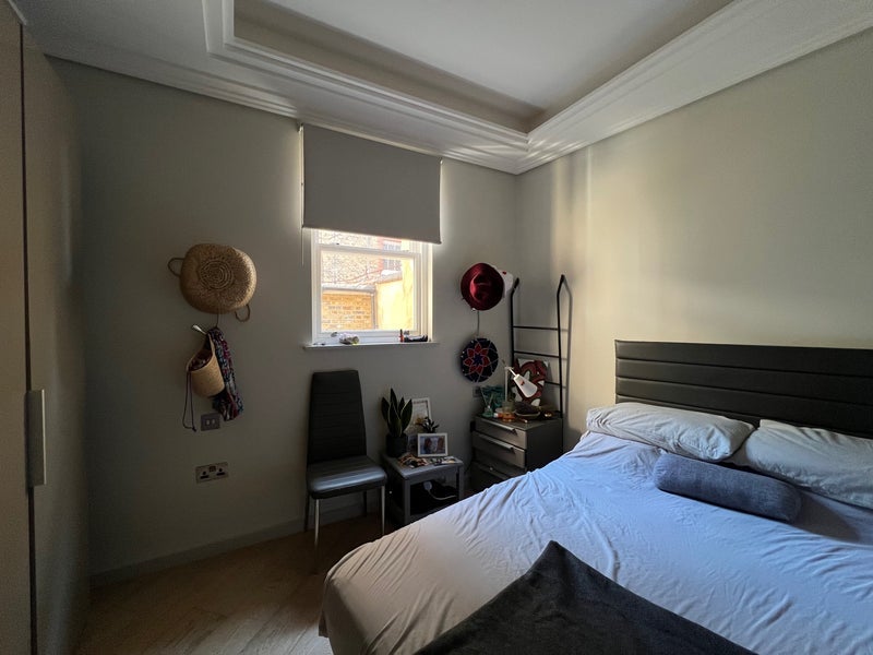Room Myrdle Street in Greater London