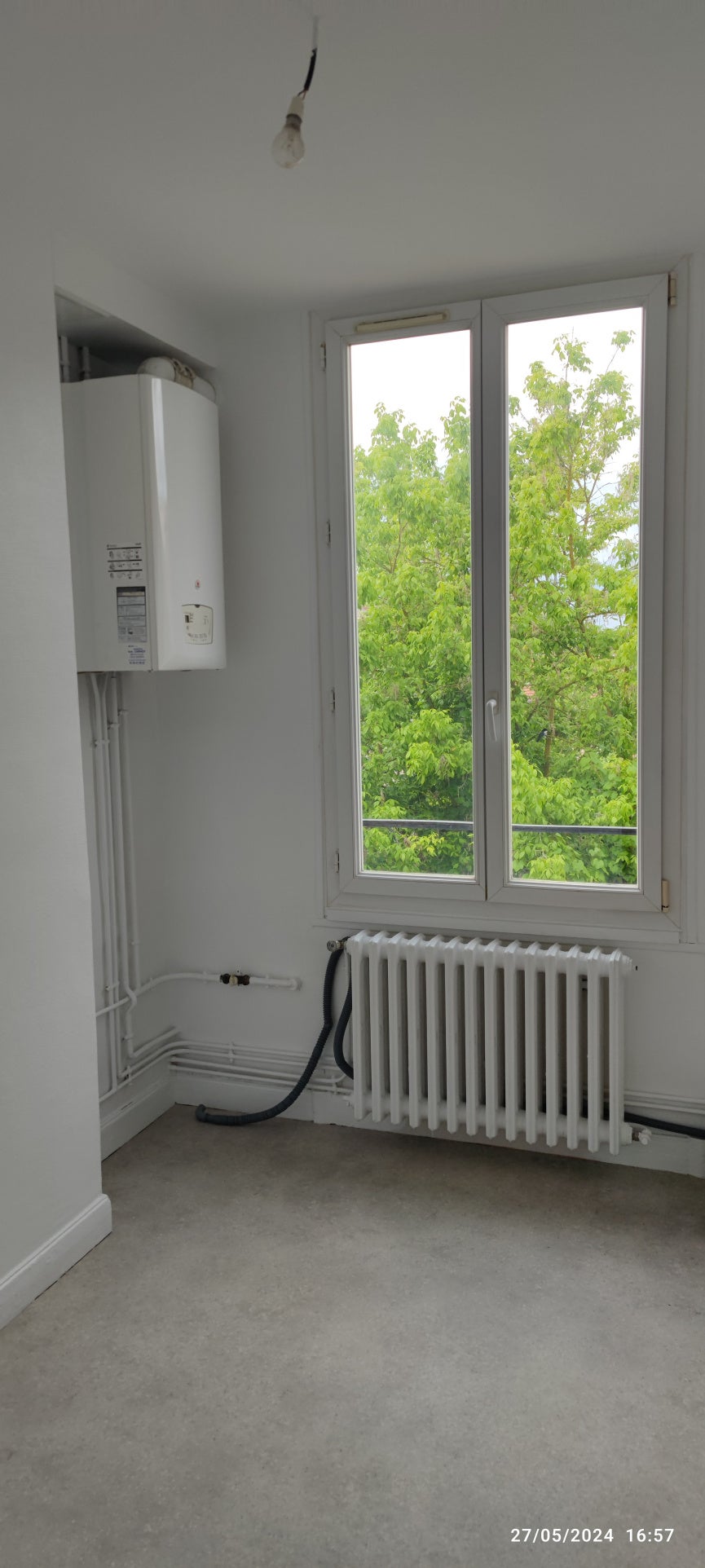 Flat Rue Montlaurent in Reims