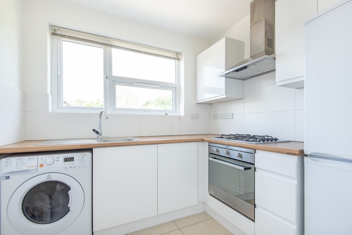 Flat Little Dimocks in Greater London