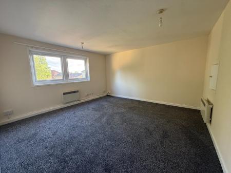 Flat Brackenfield Square in Northampton