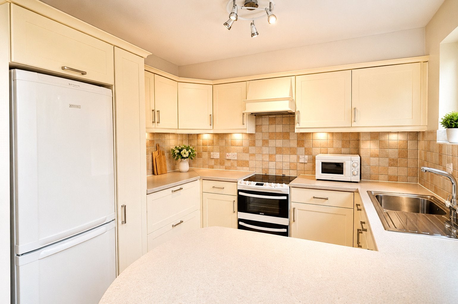 Flat Morley Road in Waverley